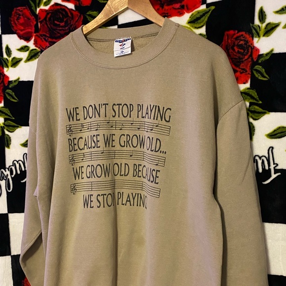 We don’t stop playing sweatshirt SZ XL - Picture 4 of 6